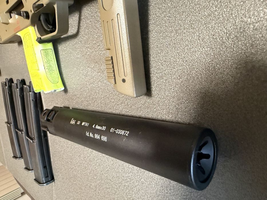 MP7 Tokyo Marui com upgrades