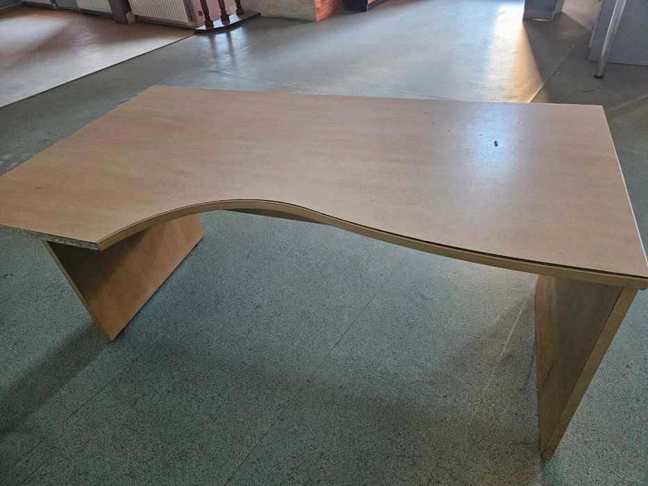 Столи офісні 2 шт