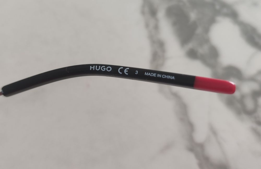 Óculos de Sol HUGO (Hugo Boss) HG 1204/S - Kit Completo com Caixa e Pano