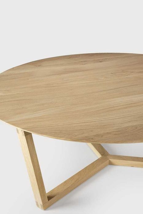 Mesa de centro redonda em carvalho maciço – 96 cm