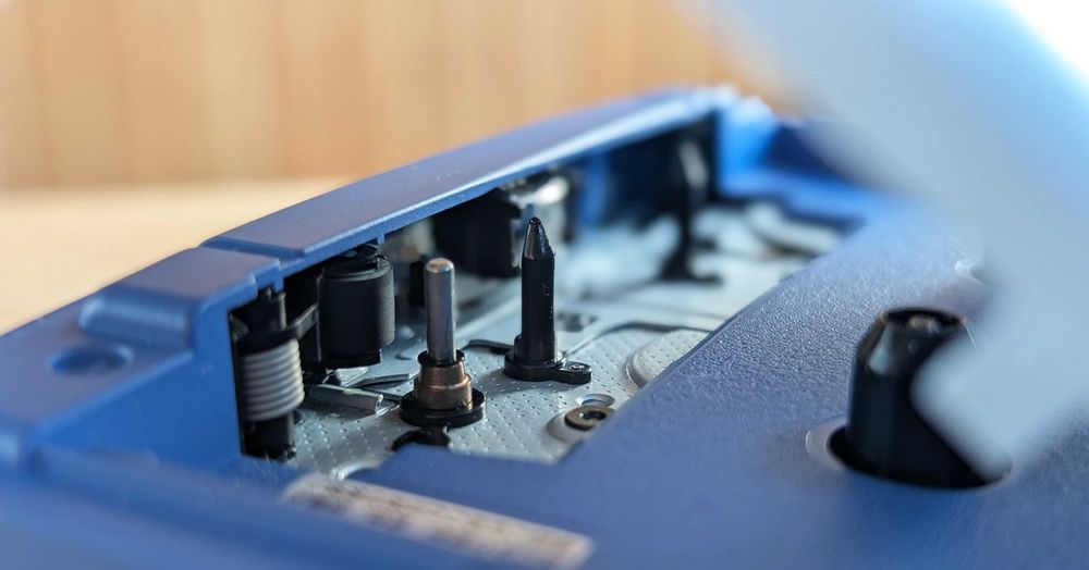 Касетний плеєр Sony Walkman WM-FX 202. Останній та незвичний. Відео.