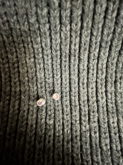 Серьги-гвоздики гипоаллергенные