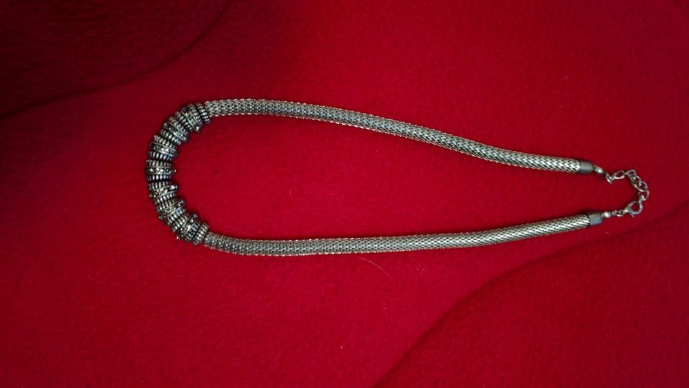 Colares variados
