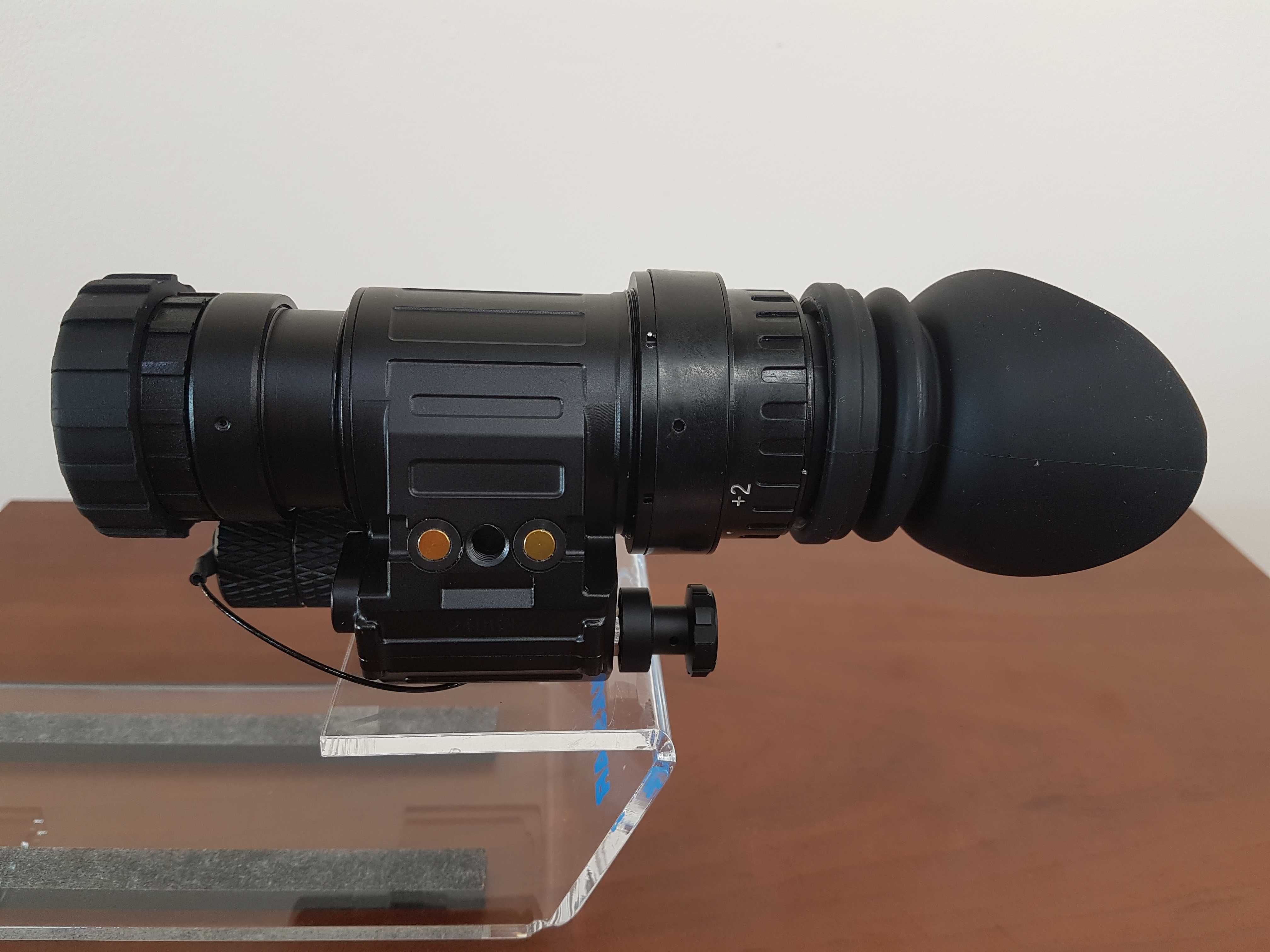 Прилад нічного бачення PVS 14, Gen2+ (Зелений люмінофор) ПВС-14: 135 ...