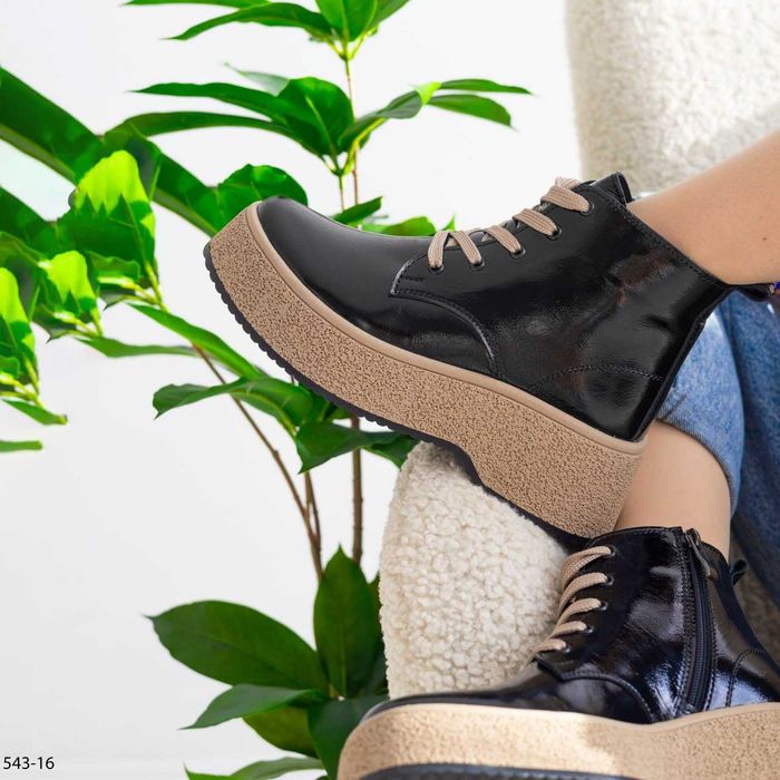 Ботинки женские натуральная кожа наплак весна. Демисезонные (36-40)