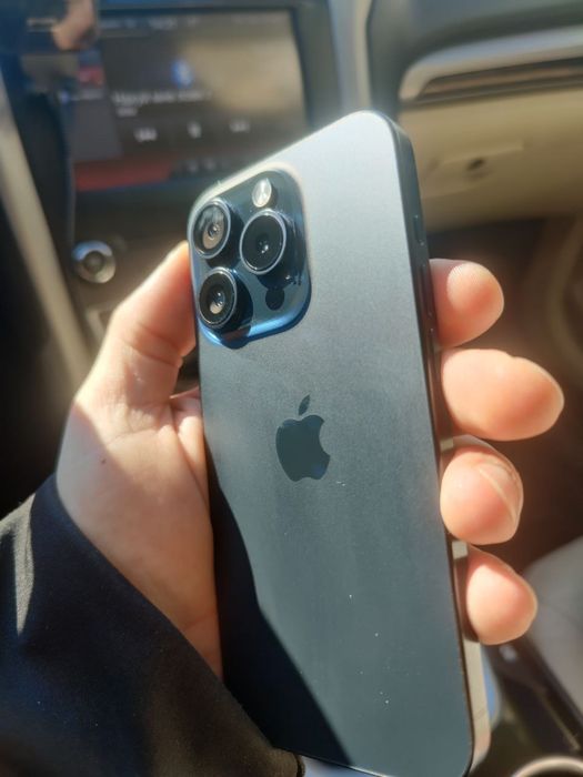 iPhone 15pro 256 e-sim