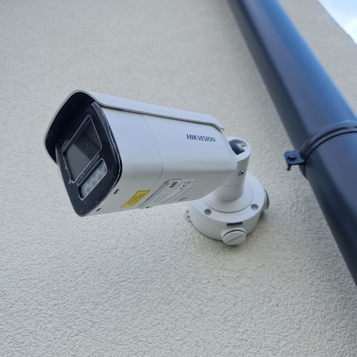 Montaż kamer monitoringu, alarmów, sieci lan