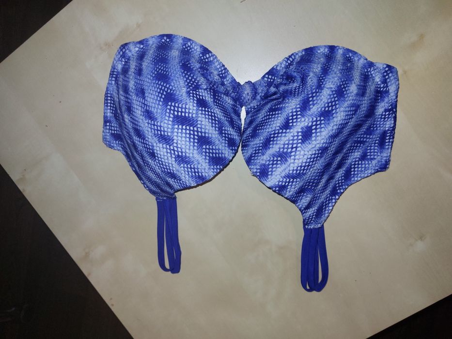 Biustonosz kąpielowy 95D , XLNT