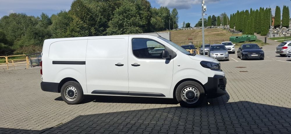 Opel vivaro 2.2 150