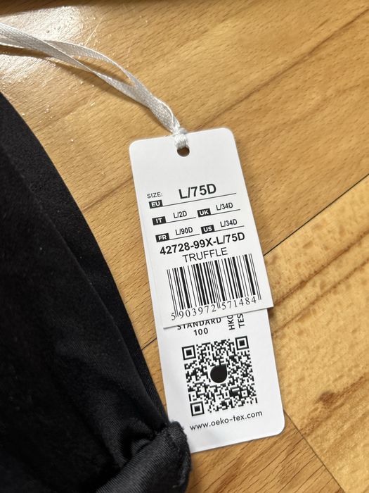 NOWY strój kąpielowy Esotiq L 75D czarny jednoczęściowy