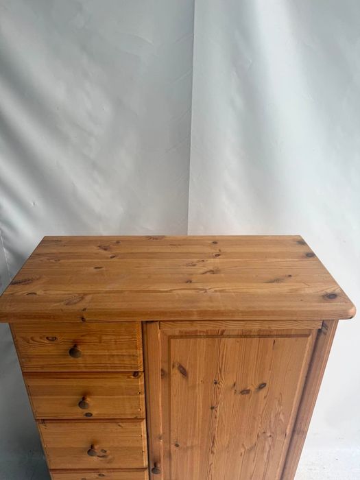 Komoda z litego drewna