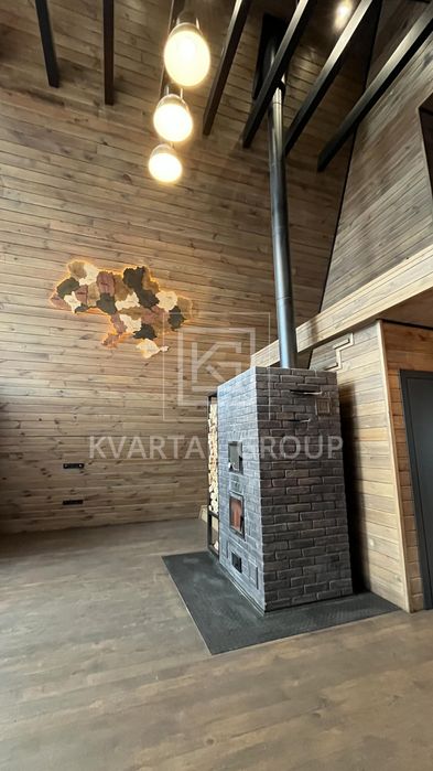 A-Frame будинок 116 м² з дизайнерським ремонтом. Буча