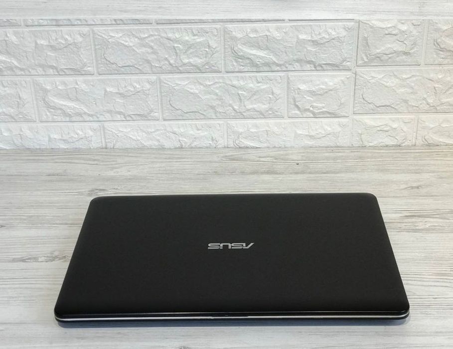 Ноутбук Asus R540L 15,6 Intel i3-4005U 8 RAM 1000 HDD