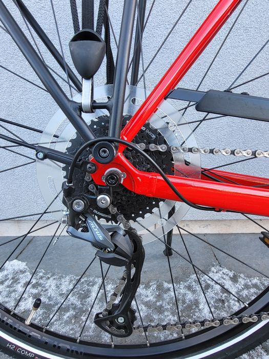 Elektryczny Trek FX2+ bez przebiegu + akcesoria