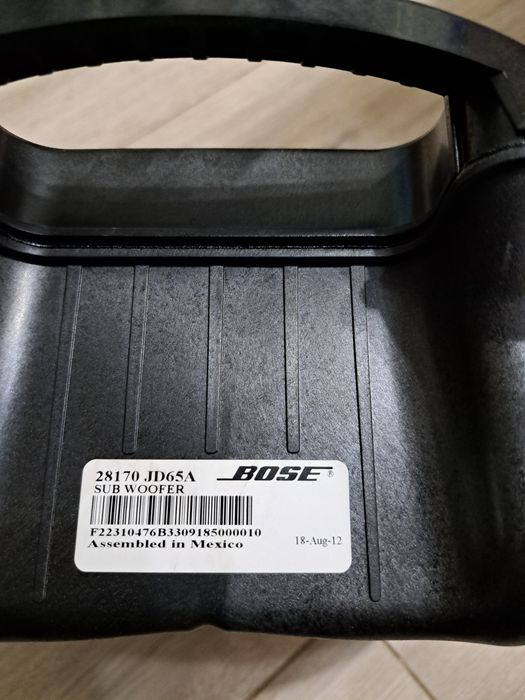 Sub woofer  Bose do koła zapasowego