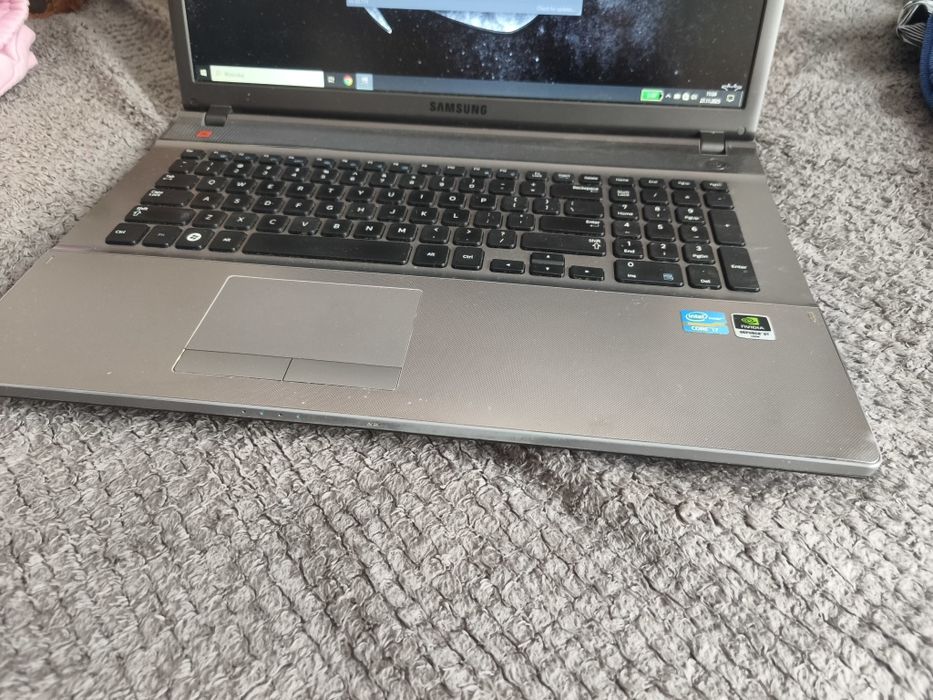 Laptop Samsung 17cali i7 SSD 256gb GeForce 2gb 16 ram