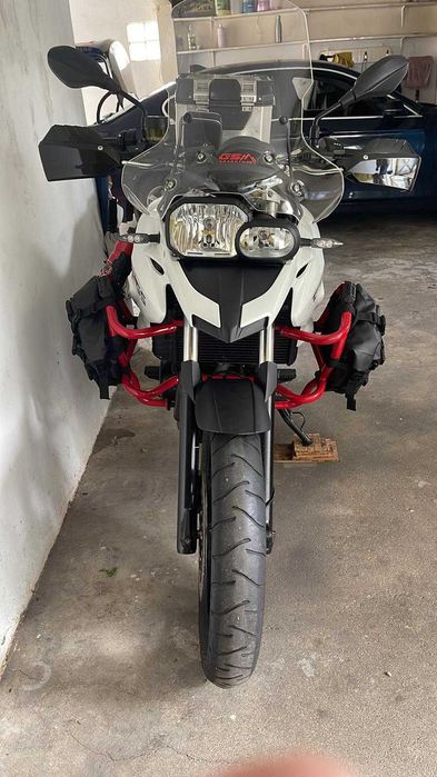 GS700 BMW  equip. com motor 800c.c de origem