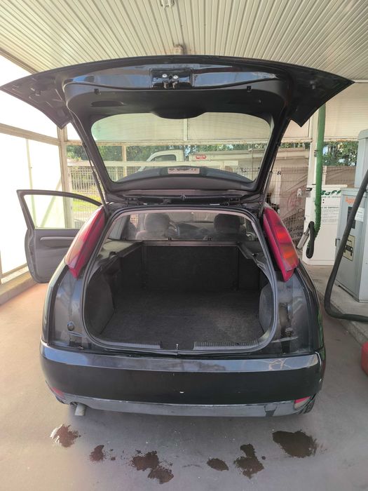 Ford Focus 1.8 90Cv
