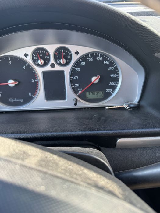 Ford Galaxy mk2 можливий обмін на універсал.
