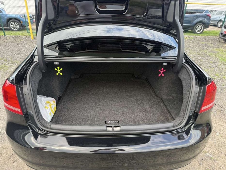 Продам Volkswagen Passat B7 2015