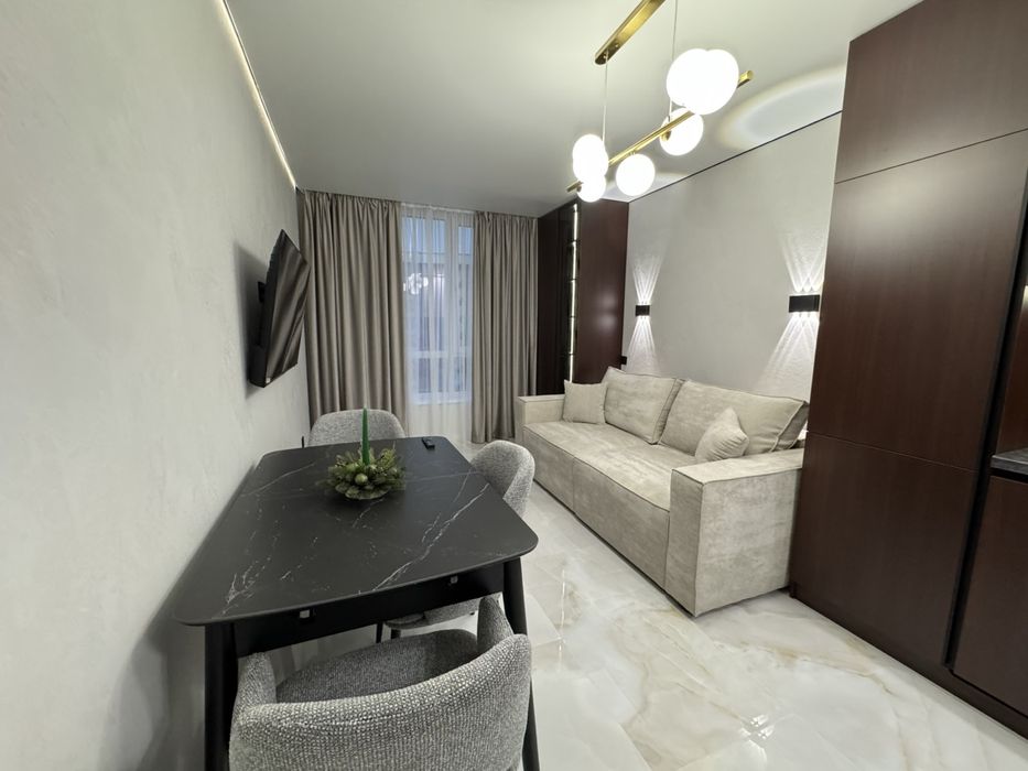 Продаж 2-х кімнатної сучасної квартири