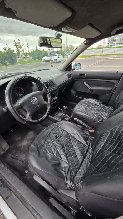 VW Golf Variant 1.9 TDI 90CV - Revisão feita