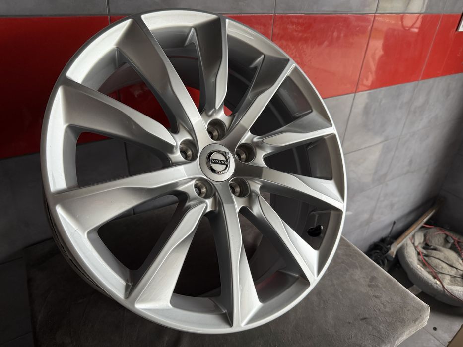 Felgi 18 5x108 Volvo XC40 XC60 S60 S80 V60 ORYGINAŁ