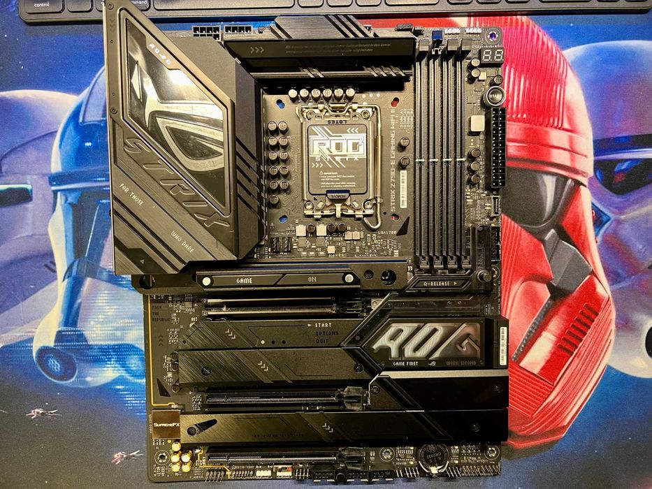 Материнська плата ASUS ROG Strix Z790-E GAMING WIFI II Ціна
