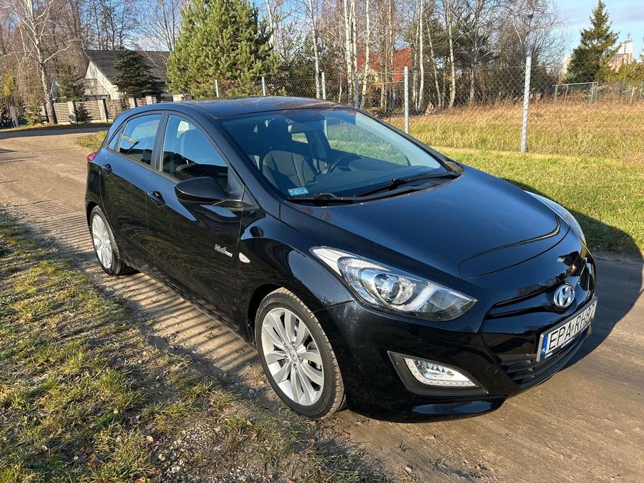 Hyundai I30 1.4-90ps.162tys.km. dwa komplety kol