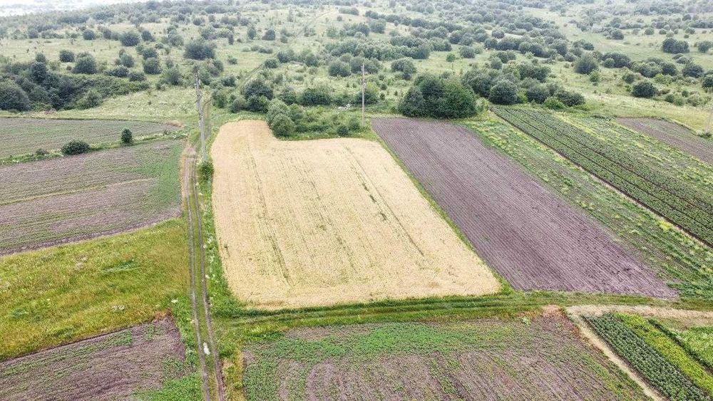 Продаж земельної ділянки 25 соток, Підлужжя, світло, бізнес