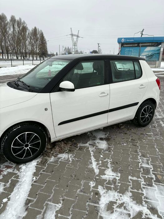 Samochód osobowy skoda Fabia