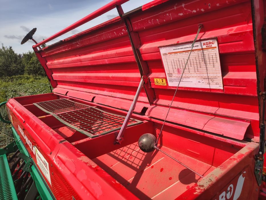 Agregat uprawowo siewny AgroMasz 3m