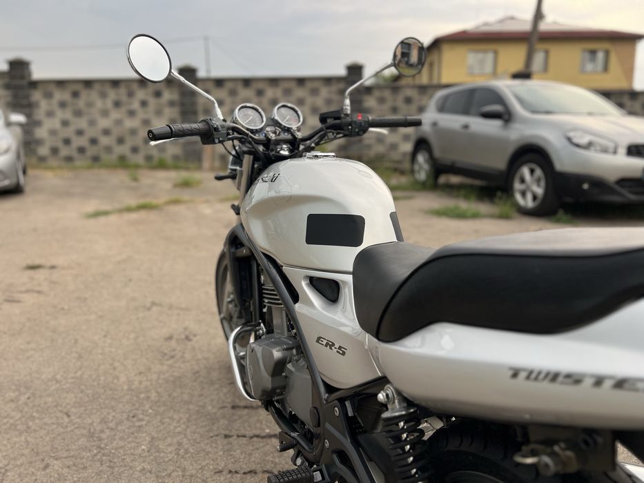 Свіжопривезений із Німечинни Kawasaki ER-5 1998