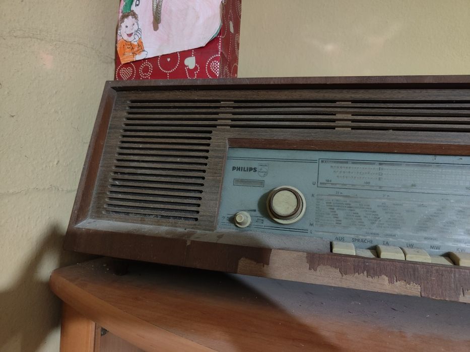 Rádio antigo para restaurar