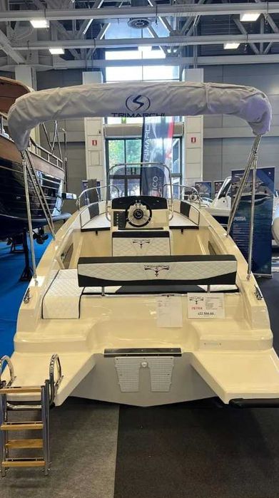 Nowa łódź OPEN: Trimarchi PETRA - dł. 6,70m/8 osób - od boatcenter.pl