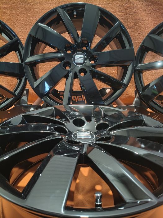Felgi aluminiowe 16' 5x112 Seat Oe -czarny połysk