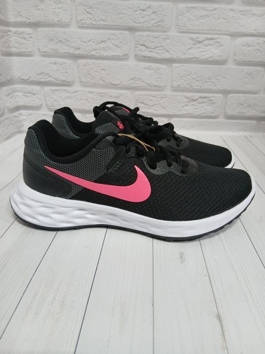Кросівки бігові жіночі Nike revolution оригінал