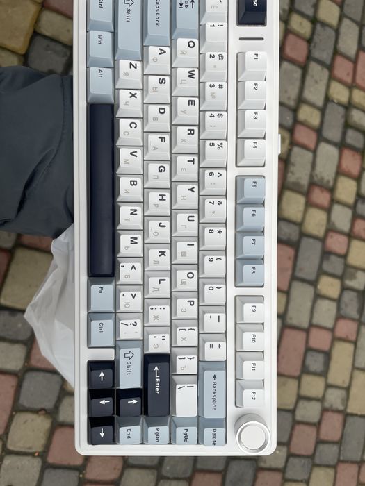 Нова!Aula F75 з кирилицею.Ціна-якість