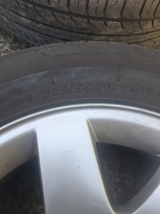 Діски BMW E46 шини 225 55 16 6.5мм 22 року.