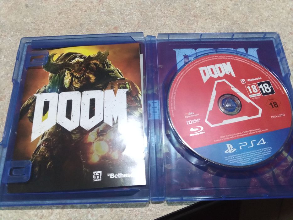 Sprzedam grę do ps4 doom