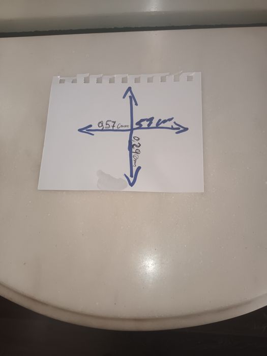 Vendo mesa de entrada com tampo em mármore meia lua.