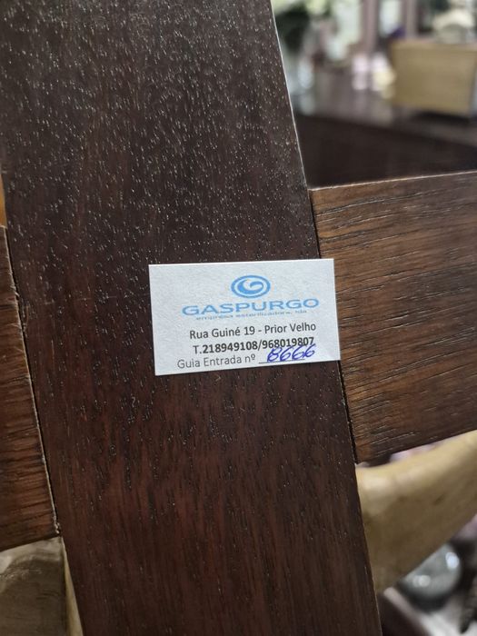 Crucifixo Antigo em Madeira Esculpida (Século XIX) - Arte Sacra.