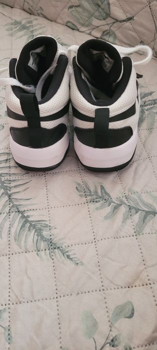 Damskie buty Nike r.38