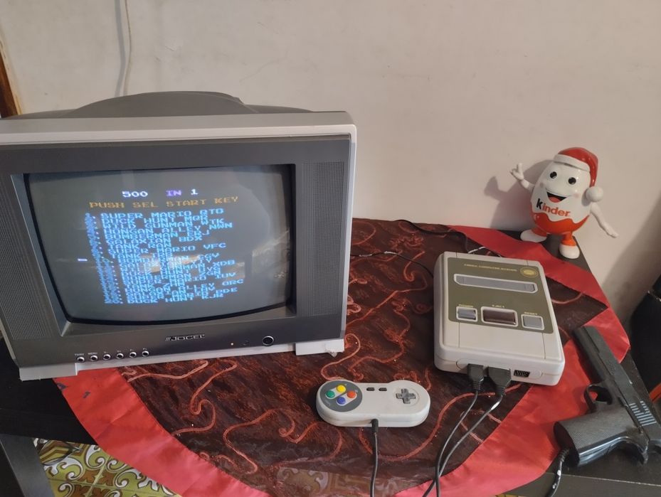 Vintage console with multiple games64750797418371120