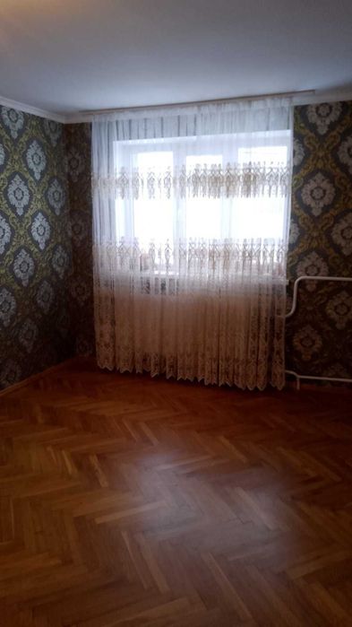 Здам на довгий термін будинок в Івано-Франківську по вул. Січинського.