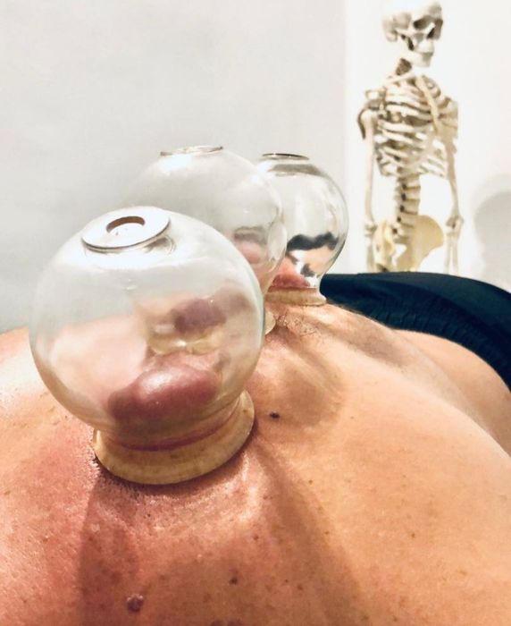 Massagem relaxante E Descontraturante  muscular