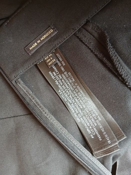 Czarne damskie spodnie garniturowe Massimo Dutti rozmiar XS 34