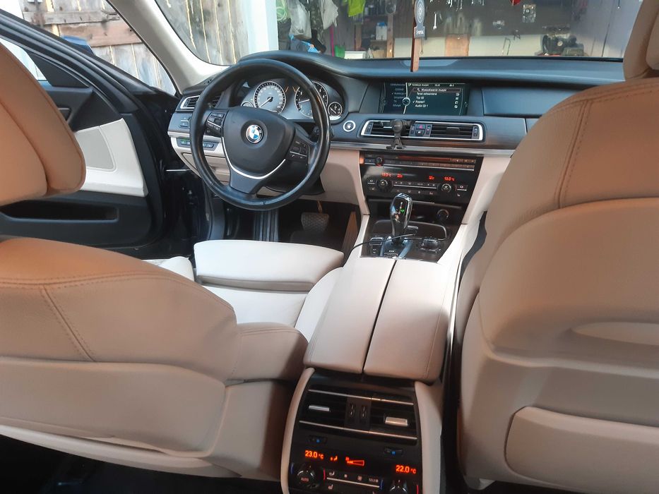 BMW Seria 7