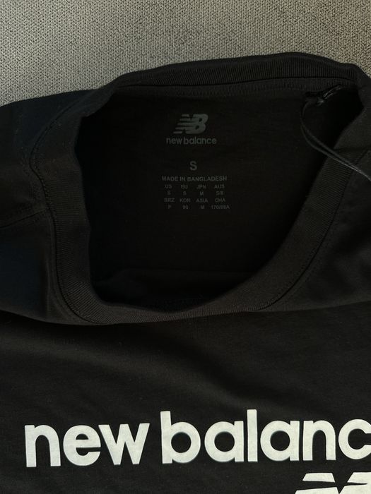Футболка New Balance