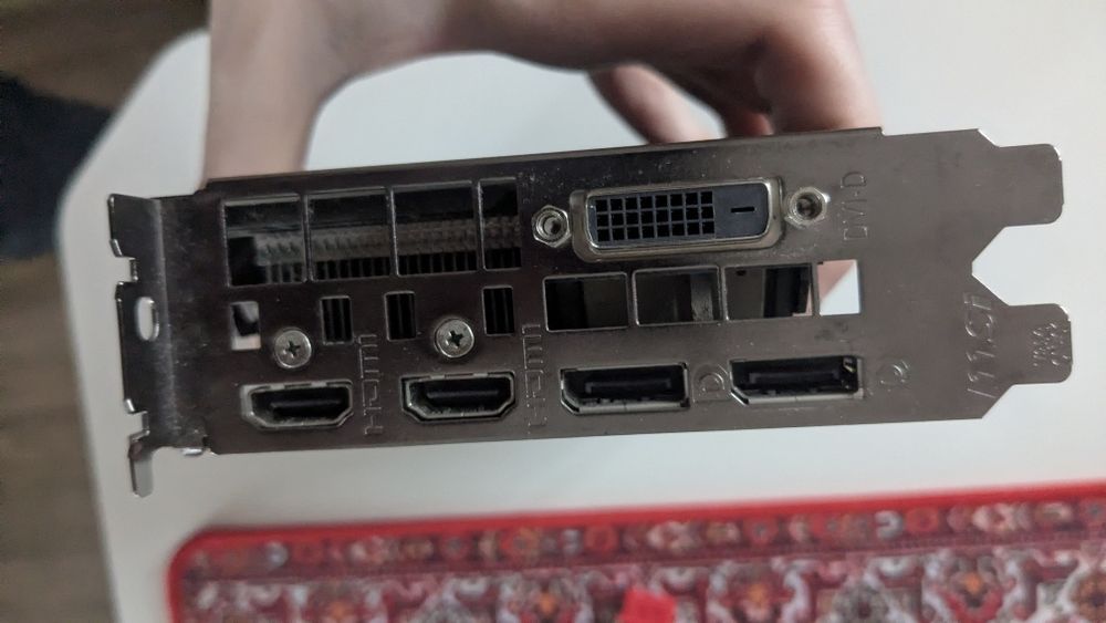 Відеокарта 1060 3gb aero